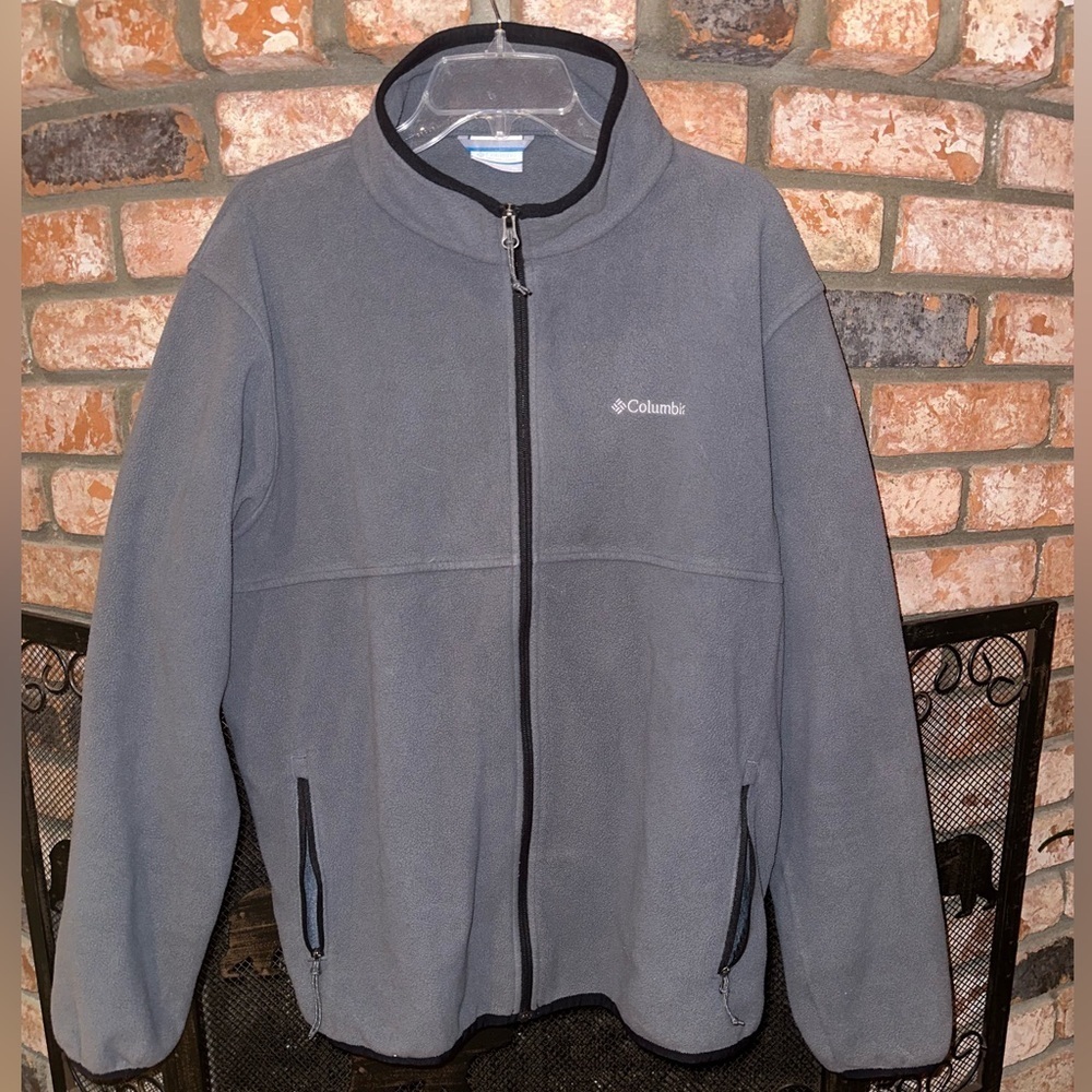 Columbia fleece jacket size XL in GUC